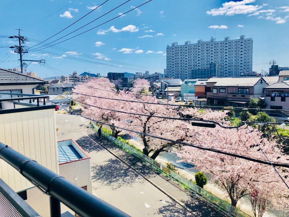 Apartmán 犬山モダンルーム Inuyama Exteriér fotografie